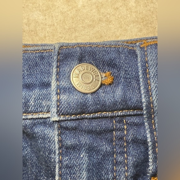 Madewell Denim Mini Skirt Distressed Raw Hem Size 25 Dark Wash - Picture 3 of 10